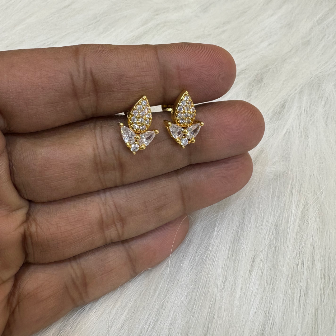 E103 Earring