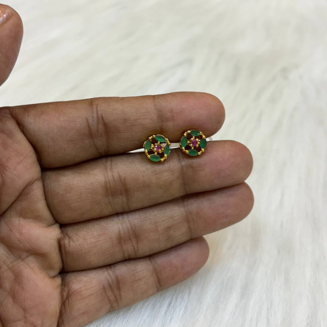 K564 Earring