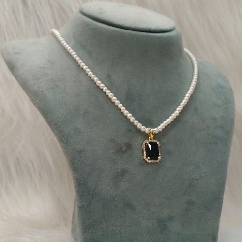 HM236 Single Layer Pearl Maala