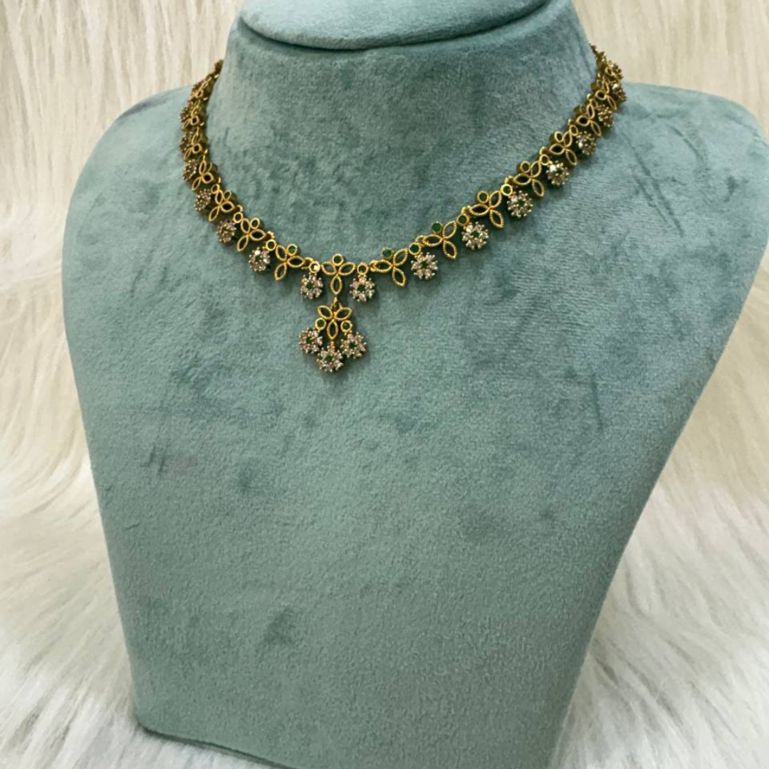 AN261 Neckpiece