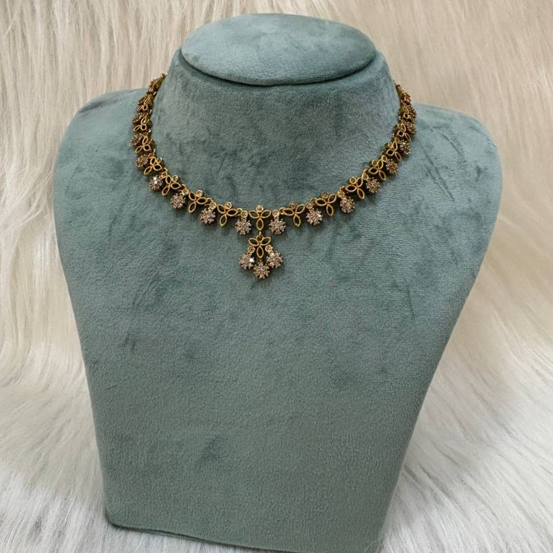 AN261 Neckpiece