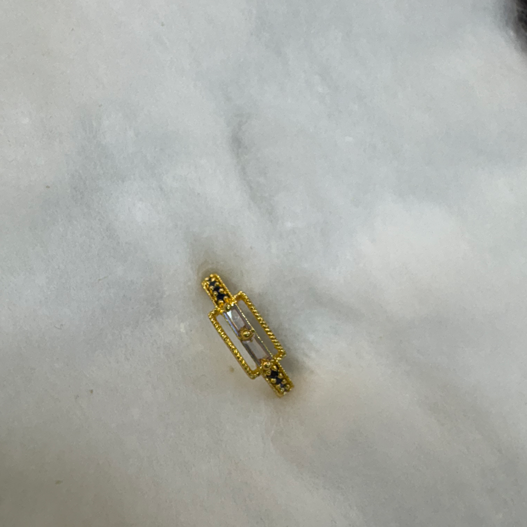 R15 Finger Ring