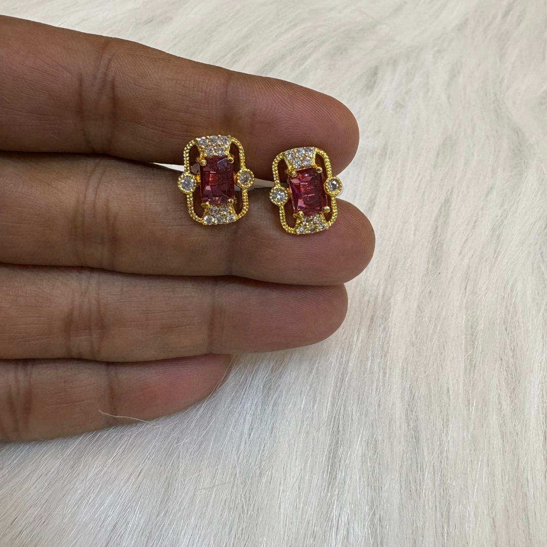 E109 Earring