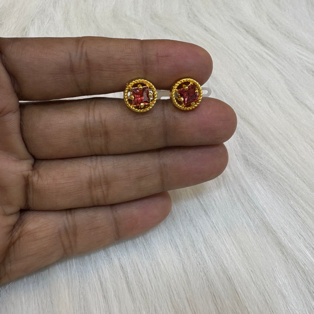 E108 Earring