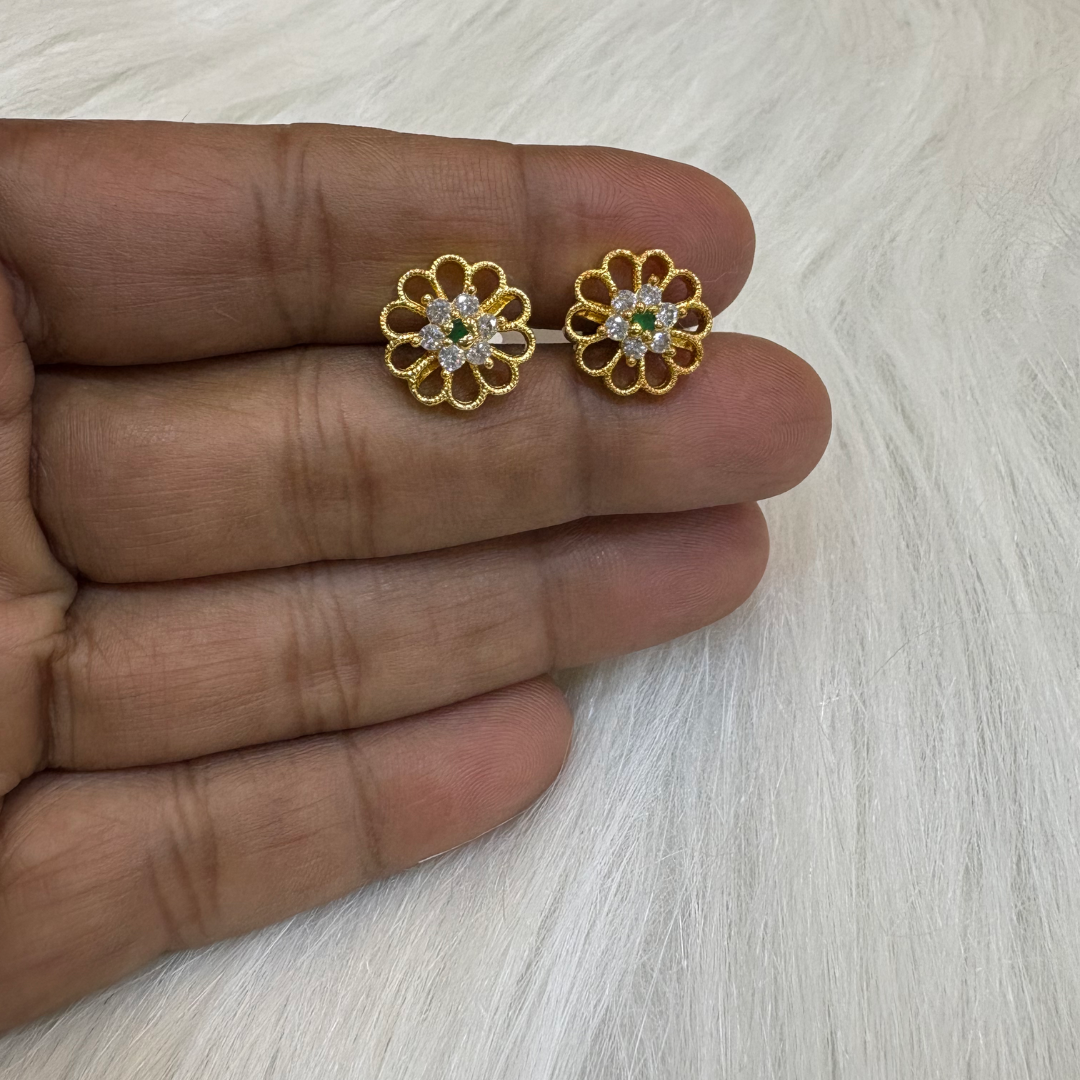E107 Earring
