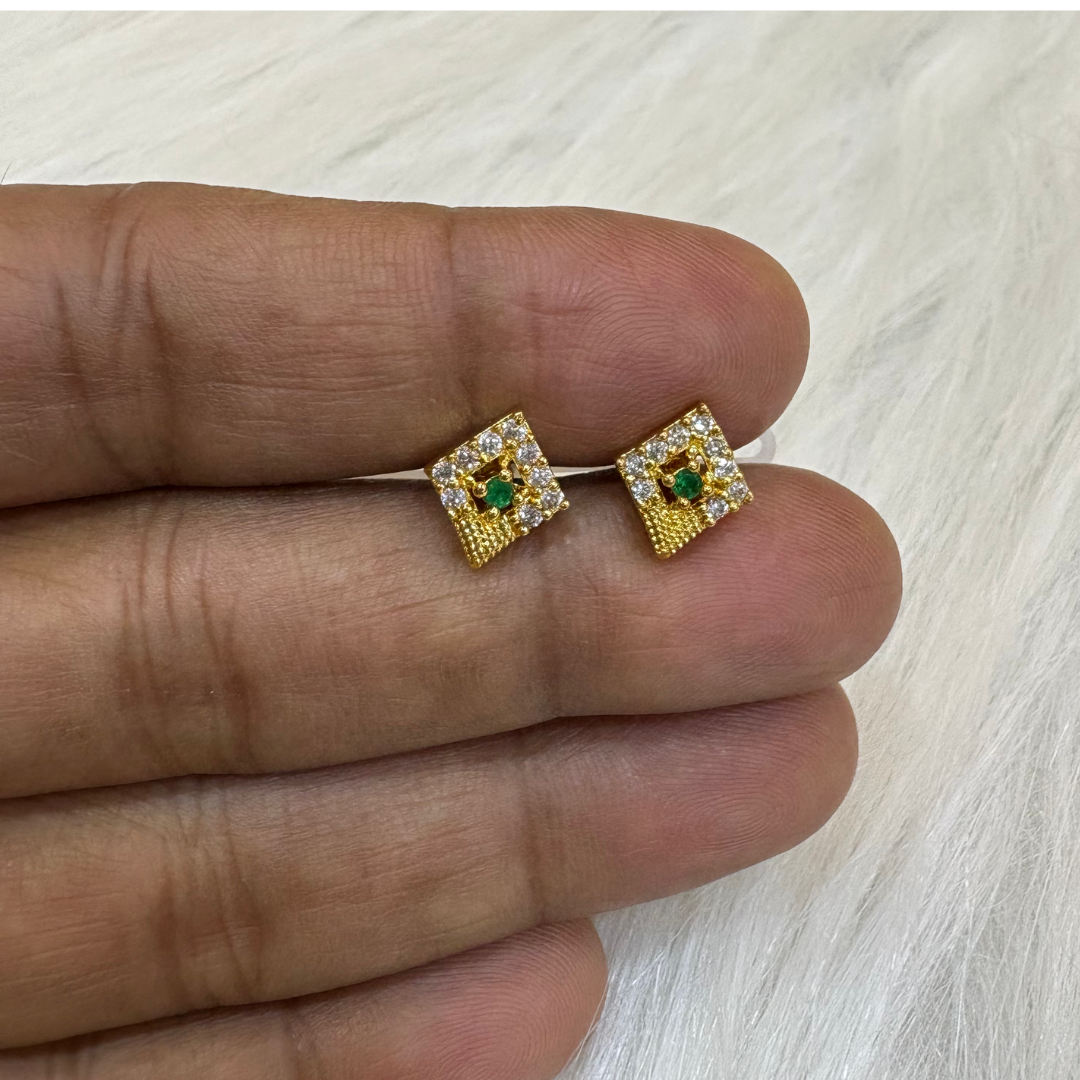 E100 Earring