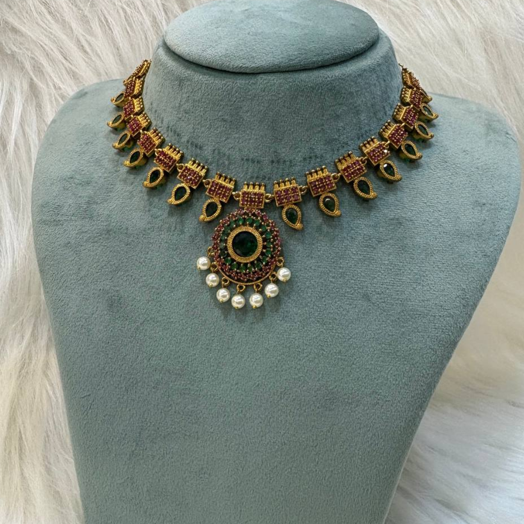 AN4707 Neckpiece