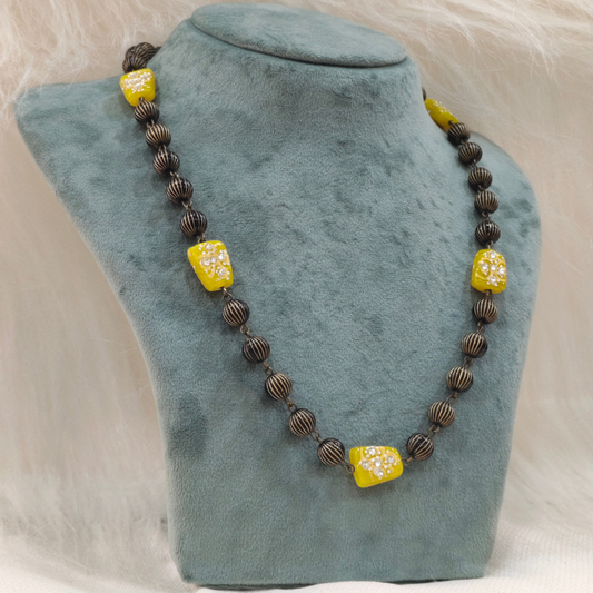 HM254 Acrylic Bead Necklace