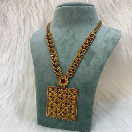 AN502 Malabar Saree Maala