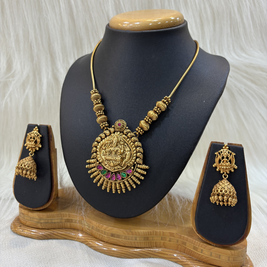 ANM113 Antique Pendant Necklce