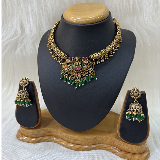 ANM116 Antique Necklace