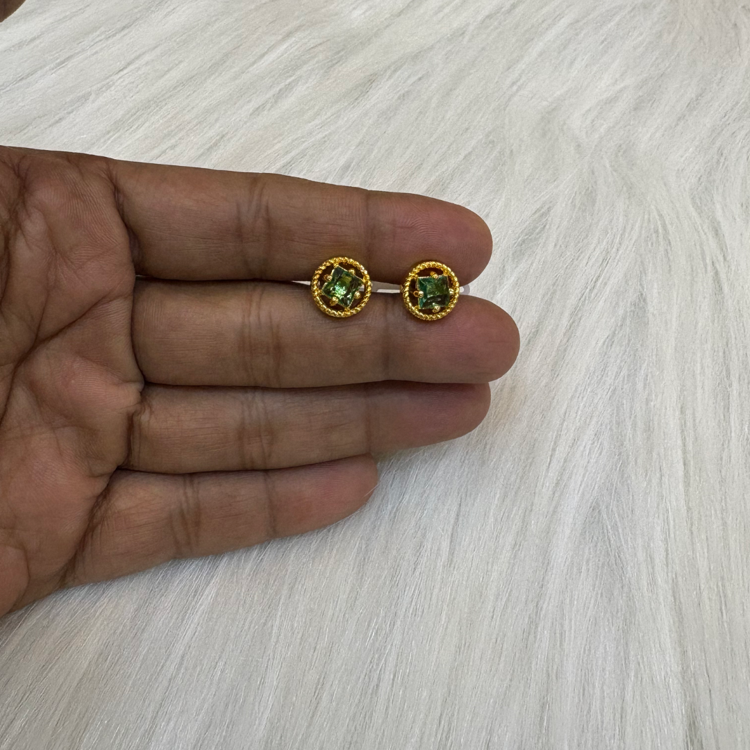 E108 Earring