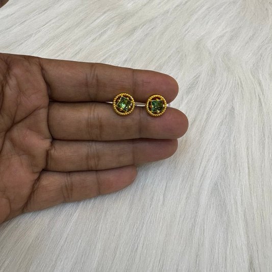 E108 Earring