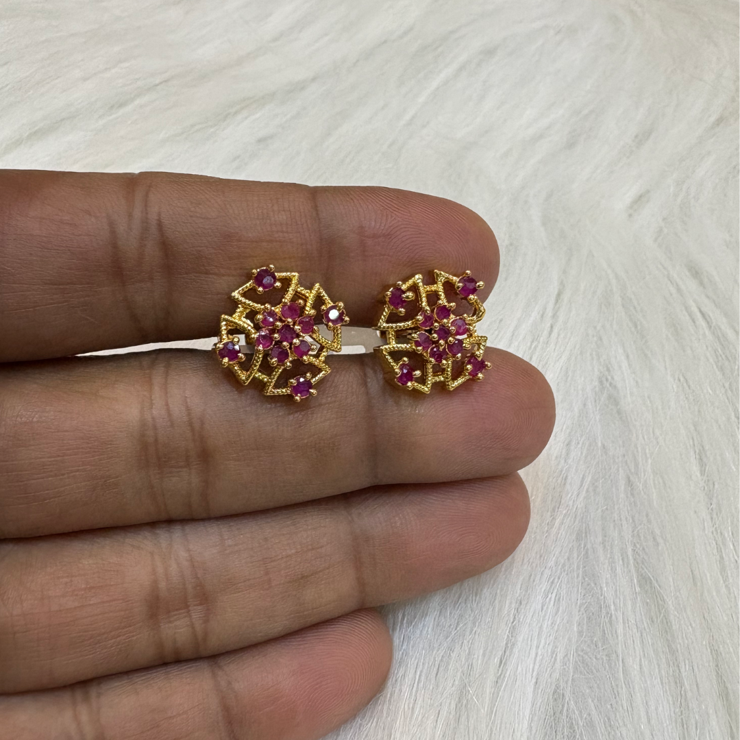 E106 Earring