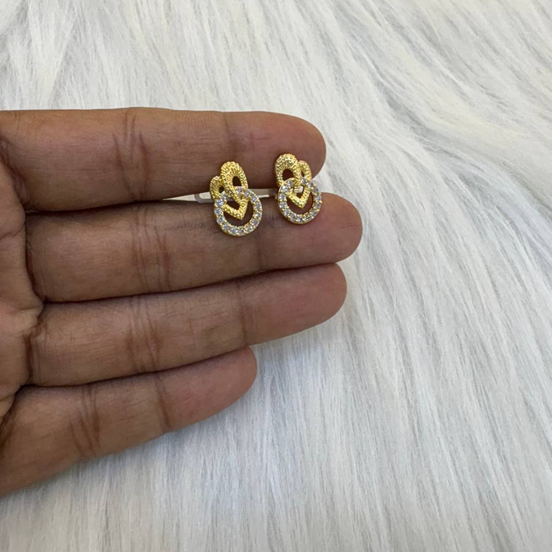 K967 Earring