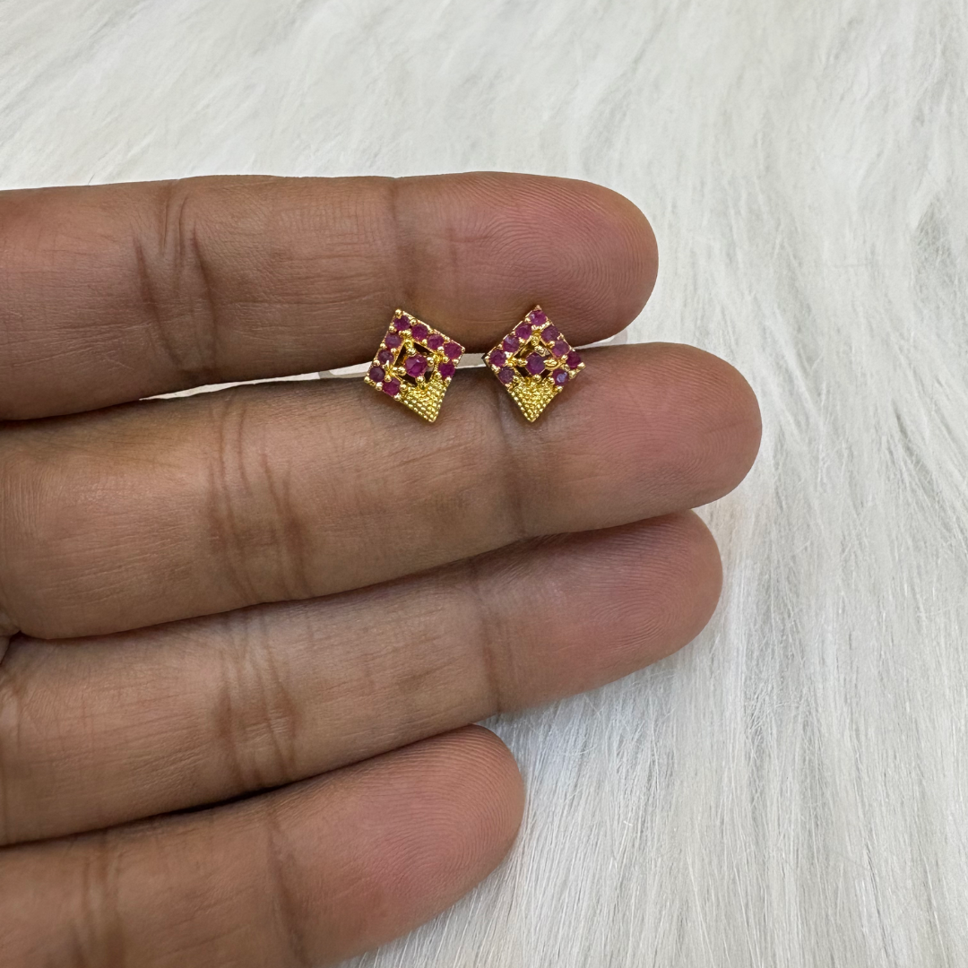 E100 Earring