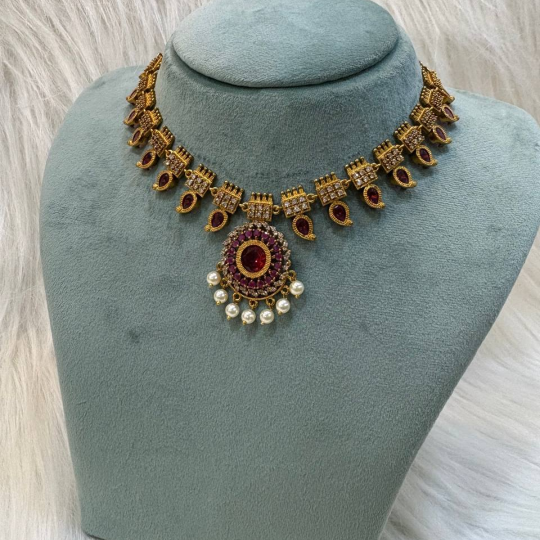 AN4707 Neckpiece