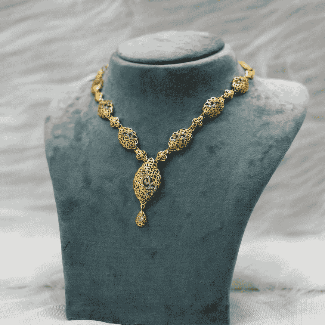 GC106 Micro Plated Neckpiece