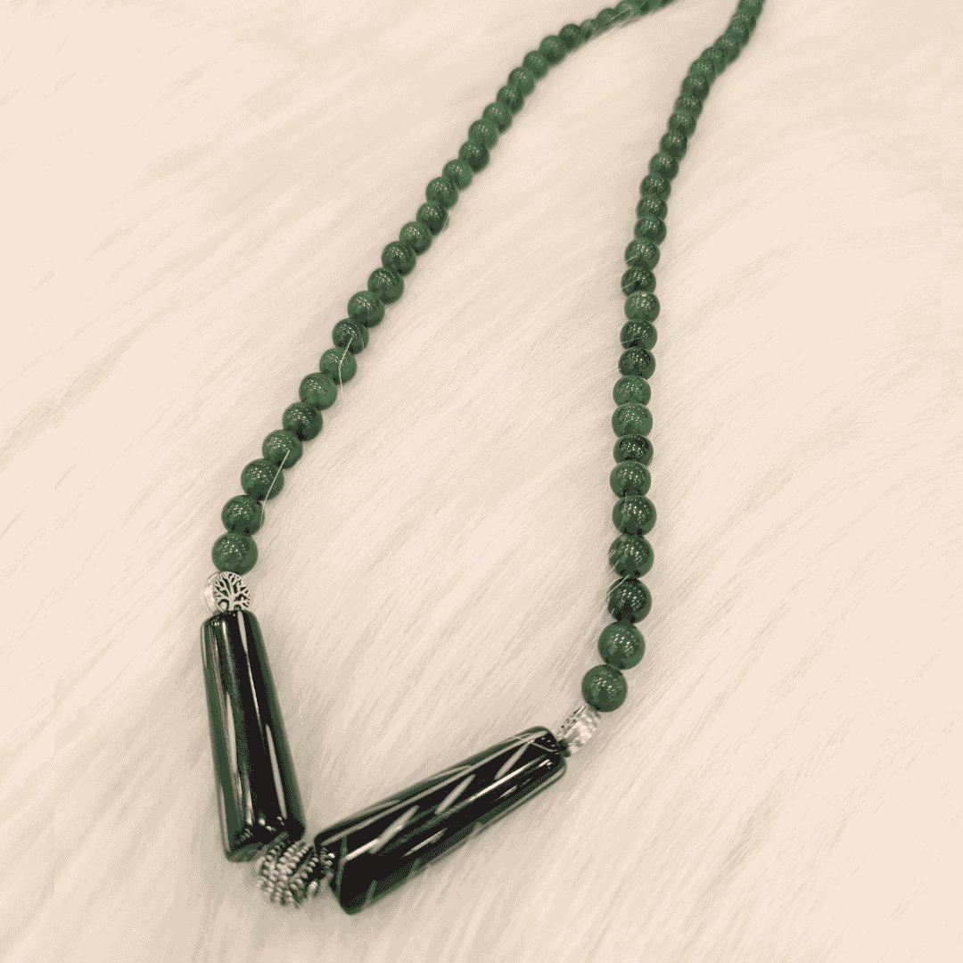 HM140-Green Agate Necklace with Ceramic Cone Beads