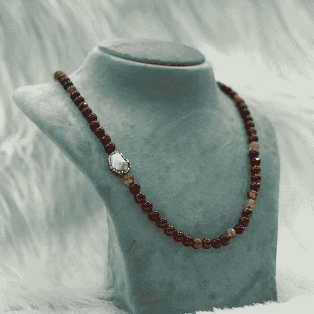 HM192 Single Layer Neckpiece